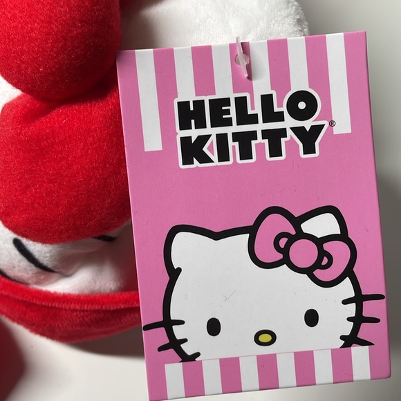 Hello Kitty 3D Head Plush Shoulder Crossbody Bag - Picture 6 of 6